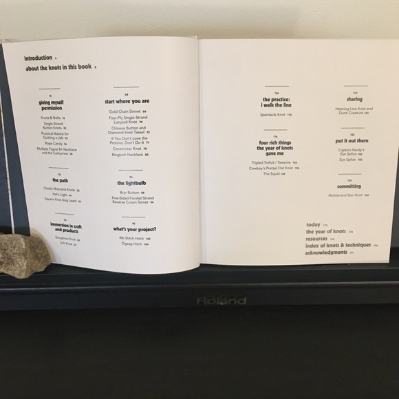 Macrame book “The Year of the Knots” by Windy Chen - Picture 5 of 5